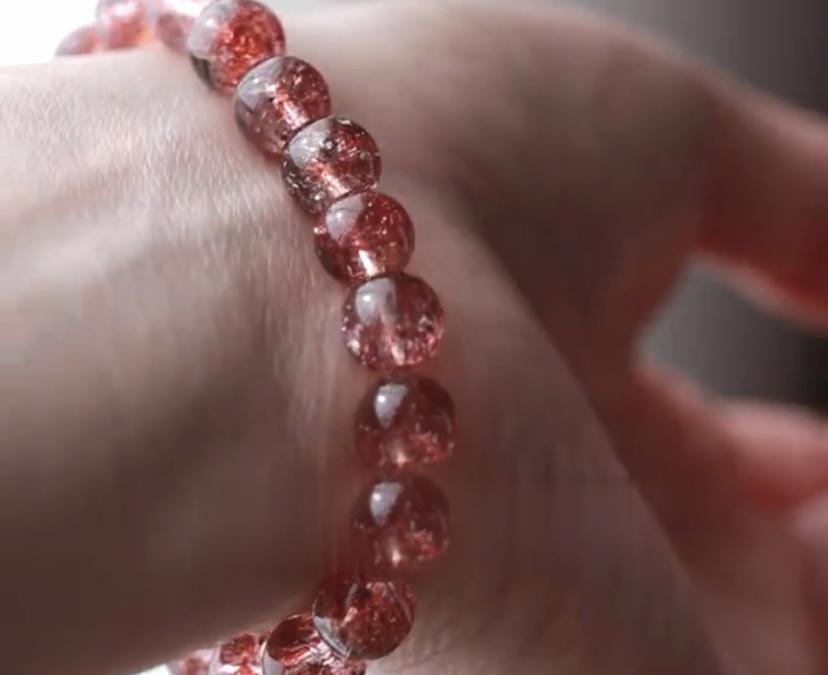 Benefits of wearing crystal bracelets